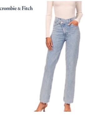 Abercrombie & Fitch Light Wash Straight Leg Jeans